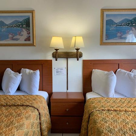 International Inn On The Bay Miami Beach Extérieur photo